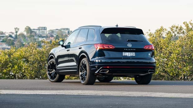 Volkswagen Touareg 210TDI Wolfsburg 2021 Rear 3/4