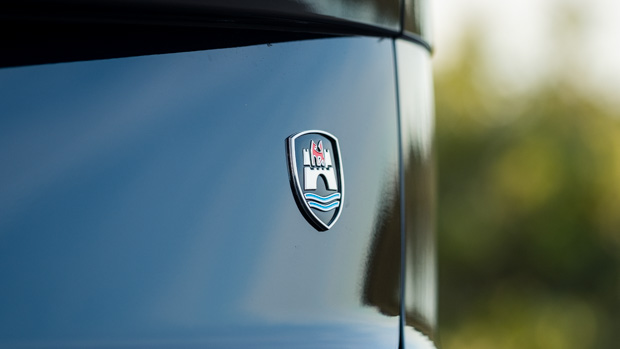 Volkswagen Touareg 210TDI Wolfsburg 2021 Badge