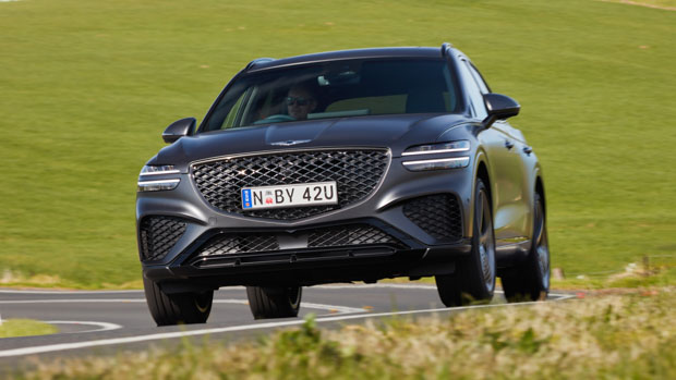 Genesis GV70 3.5 2022 front end