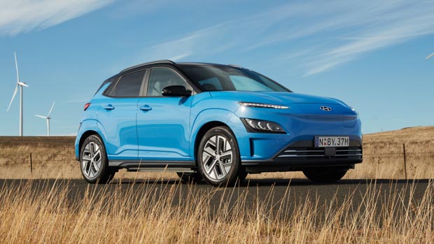 Hyundai Kona Electric Highlander 2021 front 3/4