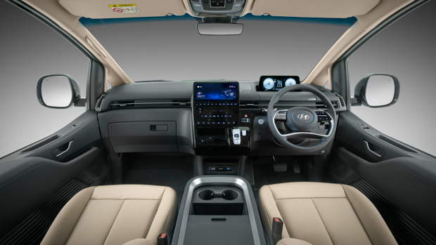 Hyundai Staria 2021 interior