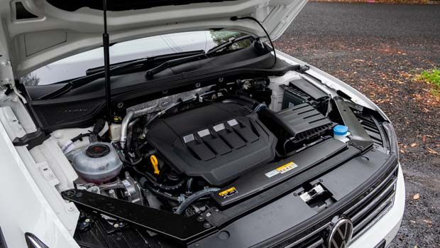 Volkswagen Passat Alltrack 2021-7