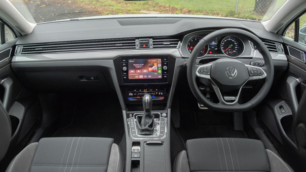 Volkswagen Passat Alltrack 2021-8