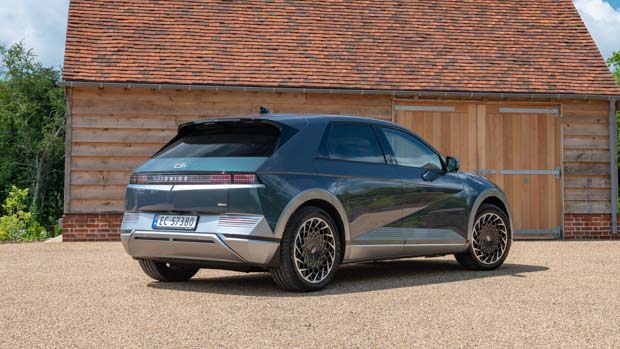 Hyundai Ioniq 5 2022 rear 3/4