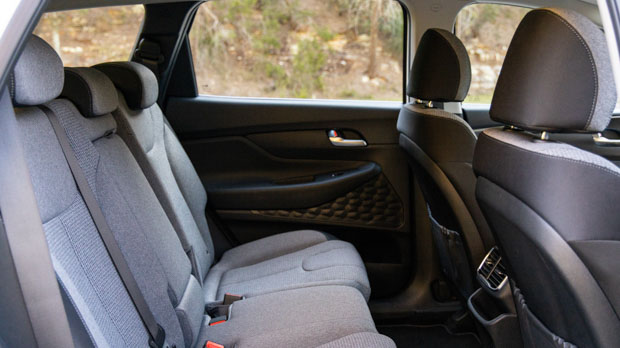 Hyundai Santa Fe base model 2022 back seat