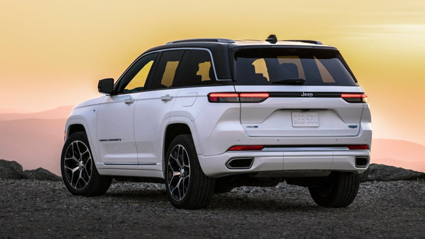Jeep Grand Cherokee 4xe 2022 white rear end