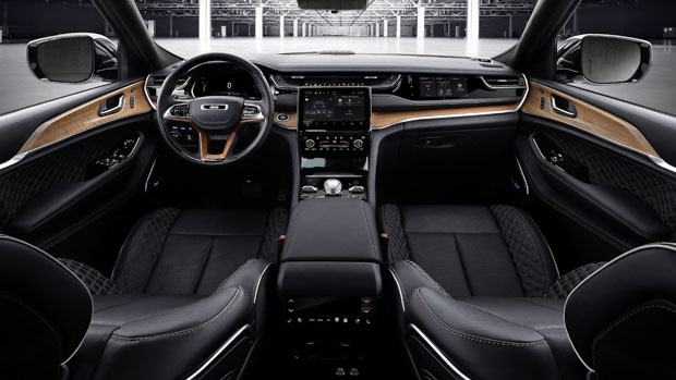 Jeep Grand Cherokee 4xe 2022 black leather interior