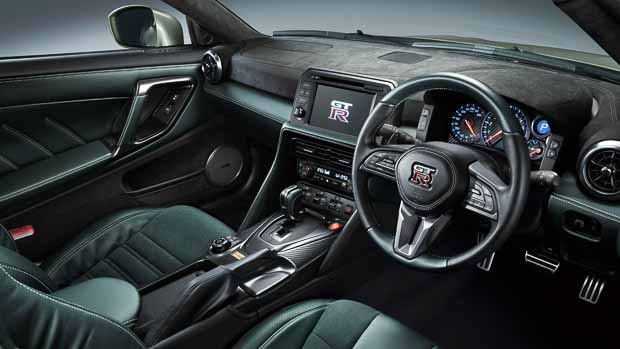 Nissan GTR 2022 T-Spec dash