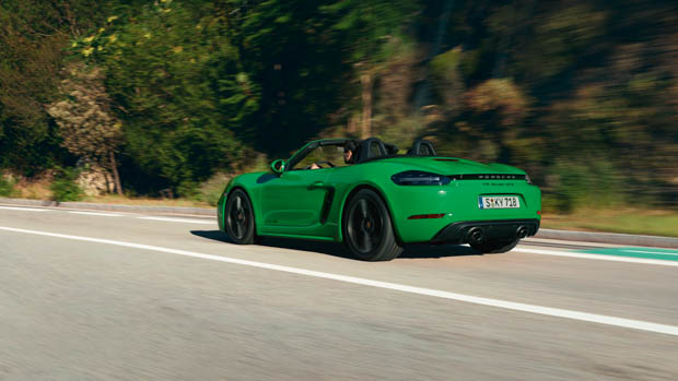 718 Boxster 3/4 view