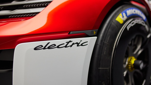 Porsche Mission R 2022-8