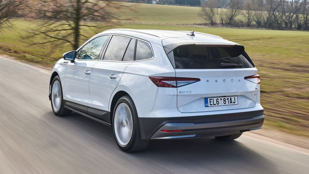 Skoda Enyaq 2022 white rear end