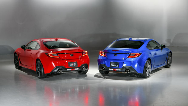 Subaru BRZ and Toyota GR 86 2022 rear ends
