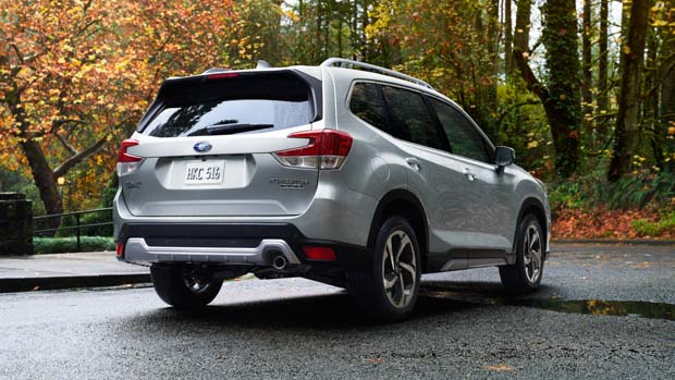 Subaru Forester 2022 rear 3/4