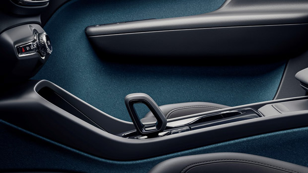 2022 Volvo C40 Recharge interior 2