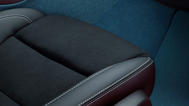 2022 Volvo C40 Recharge interior