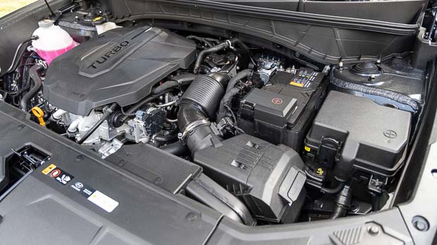 2021 Hyundai Tucson Elite 2.0D engine bay