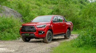Will the Toyota Hilux get a diesel V6 from the Land Cruiser?