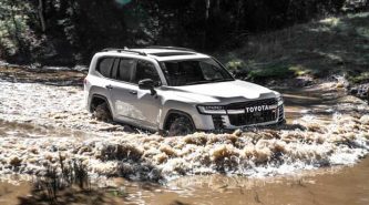 Toyota Land Cruiser 300 production delayed as Australian deliveries arrive