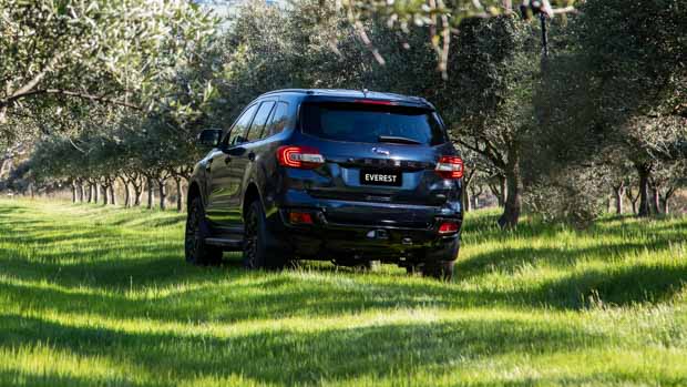Ford Everest Sport 2020 rear 3/4