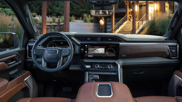 GMC Sierra interior