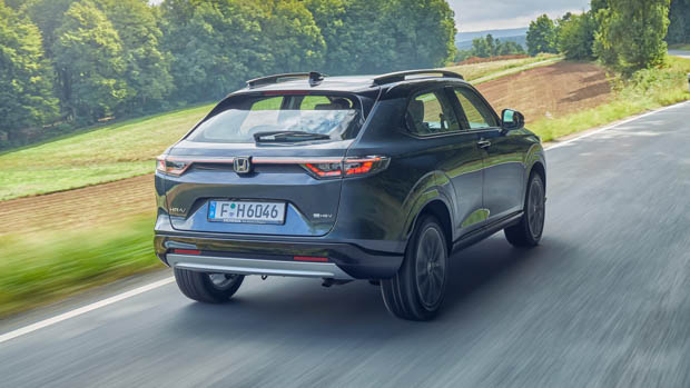 Honda HR-V 2022 rear 3/4 driving