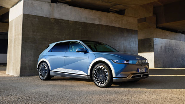 Hyundai Ioniq 5 2022 Australia blue front end