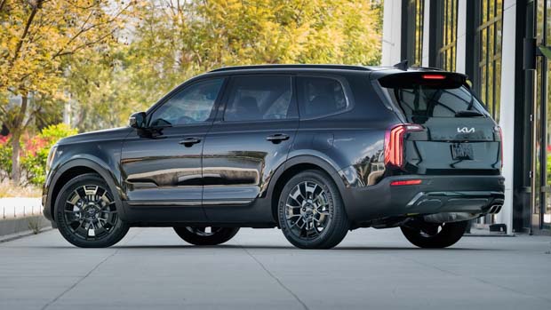 Kia Telluride 2022 rear 3/4 static