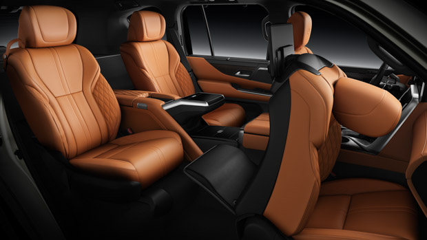 Lexus LX 2022 rear seat VIP