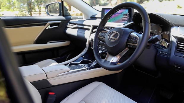 Lexus RX 300 2022 steering wheel