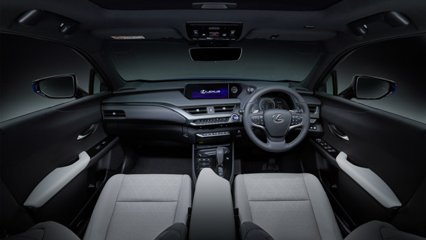 Lexus UX 300e cabin