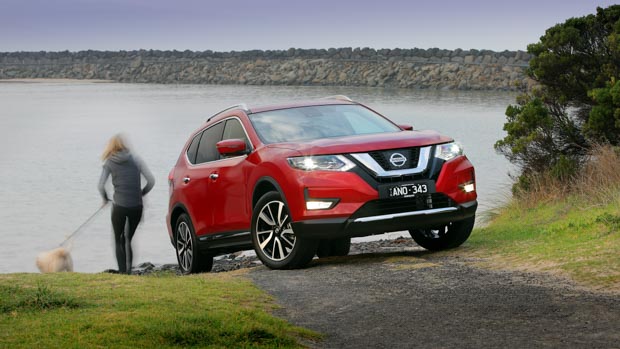 Nissan X-Trail 2022 front 3/4 static