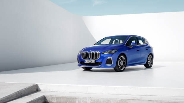 2022 BMW AT front 3/4