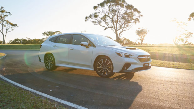 Subaru WRX Sportswagon 2022 front 3/4