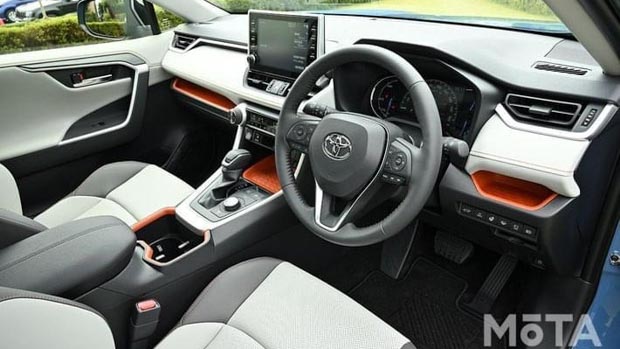 Toyota RAV4 Edge Hybrid 2022 light interior RHD