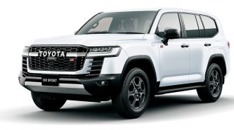 Toyota Land Cruiser 300 Series vs Nissan Patrol Y62: which 4WD is best?