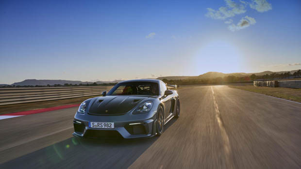 Porsche Cayman GT4 RS driving