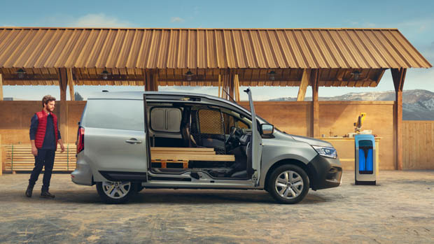 2021 Renault Kangoo charging side view