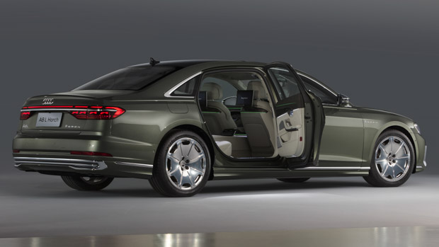 Audi A8 L Horch 2022 rear 3/4 door open