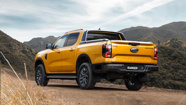 Ford Ranger 2022 Wildtrak orange rear end