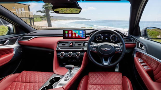 Genesis G70 Shooting Brake dash