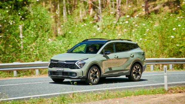 KIA_Sportage_GT-Line_2022-1