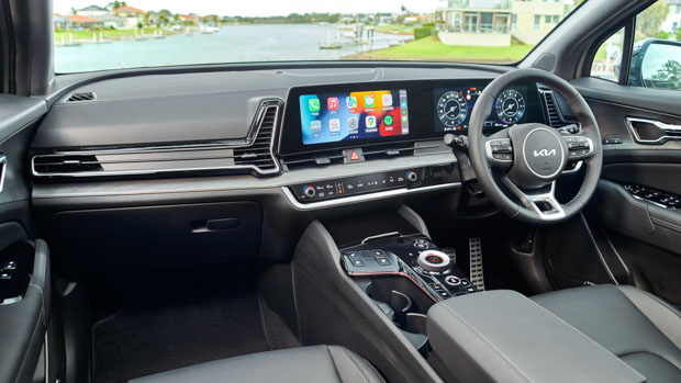 KIA_Sportage_GT-Line_2022-cabin
