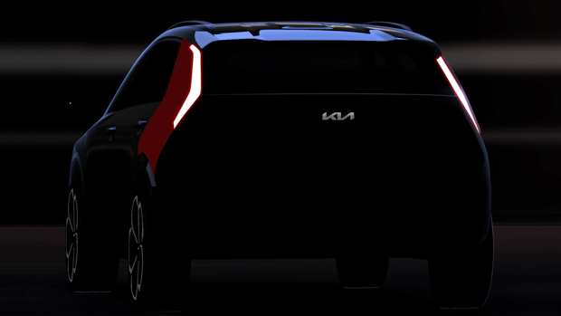Kia Niro 2022 rear 3/4 teaser