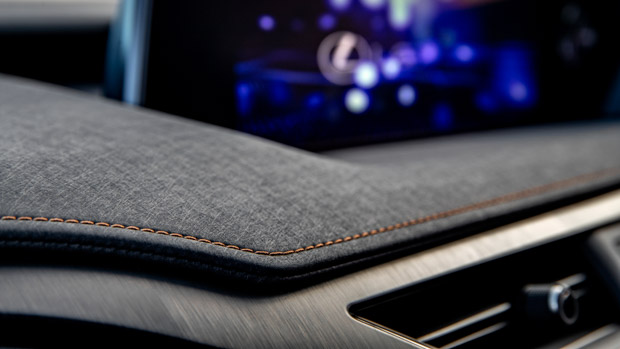 Lexus UX 300e 2022 Sports Luxury Washi trim