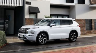 Mitsubishi Outlander 2022 review