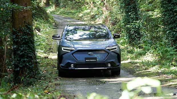 Subaru Solterra 2022 front