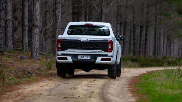 T60 Max 2022 rear off road