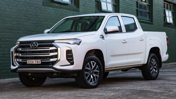 T60 Max 2022 front 3/4