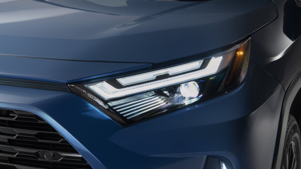 Toyota RAV4 US 2022 headlight