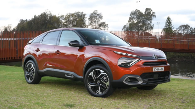 Citroen C4 Shine 2022 social